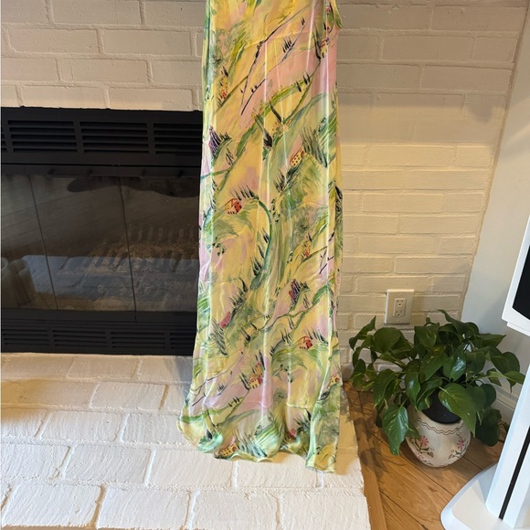 New FRNCH Italian Maxi Dresss - Picture 3 of 8